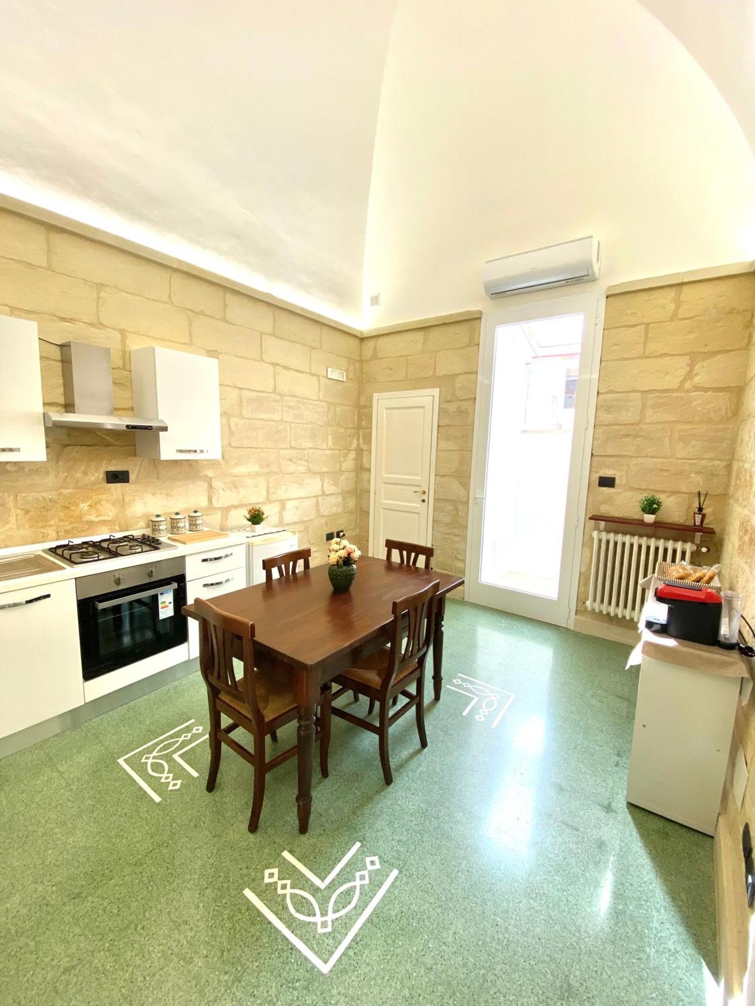 Apartmán Vohis Luxury House - Fast Wi-Fi & Easy Parking Lecce Exteriér fotografie